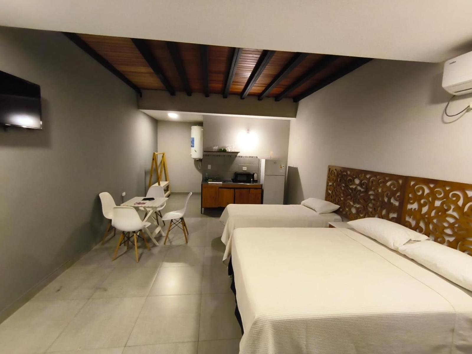 Los Lirios Apart & Suite Puerto Iguazu Luaran gambar